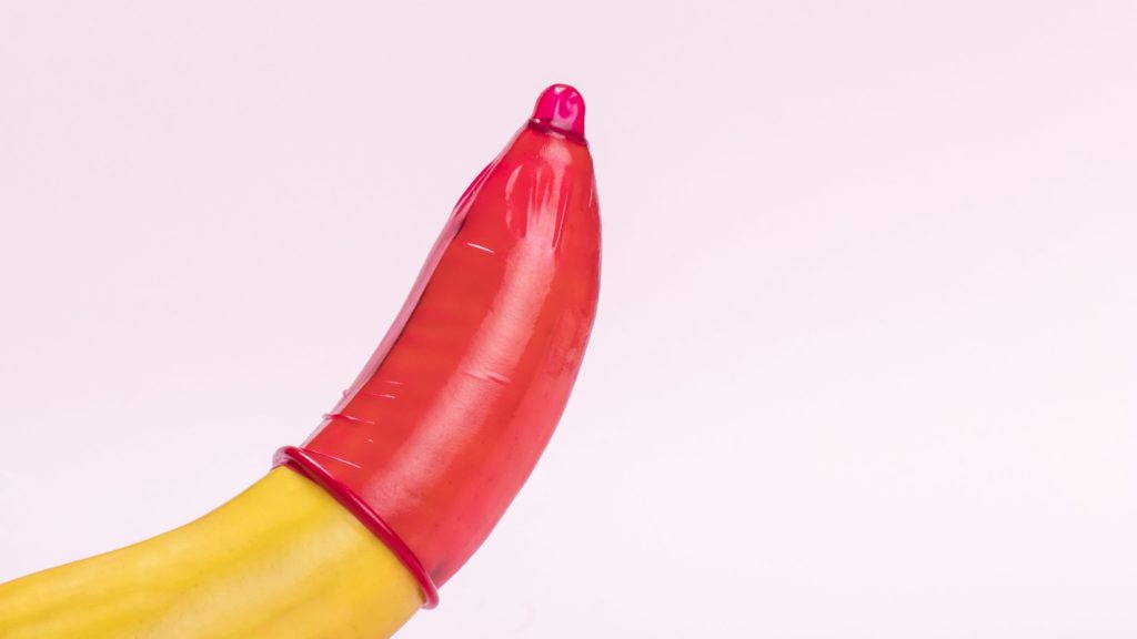 banane-préservatif-simule-erection-sante-sexuelle